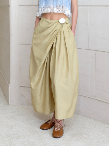 Ginger Yellow Irregular Silhouette Cropped Trousers with Ceramic Buttons
