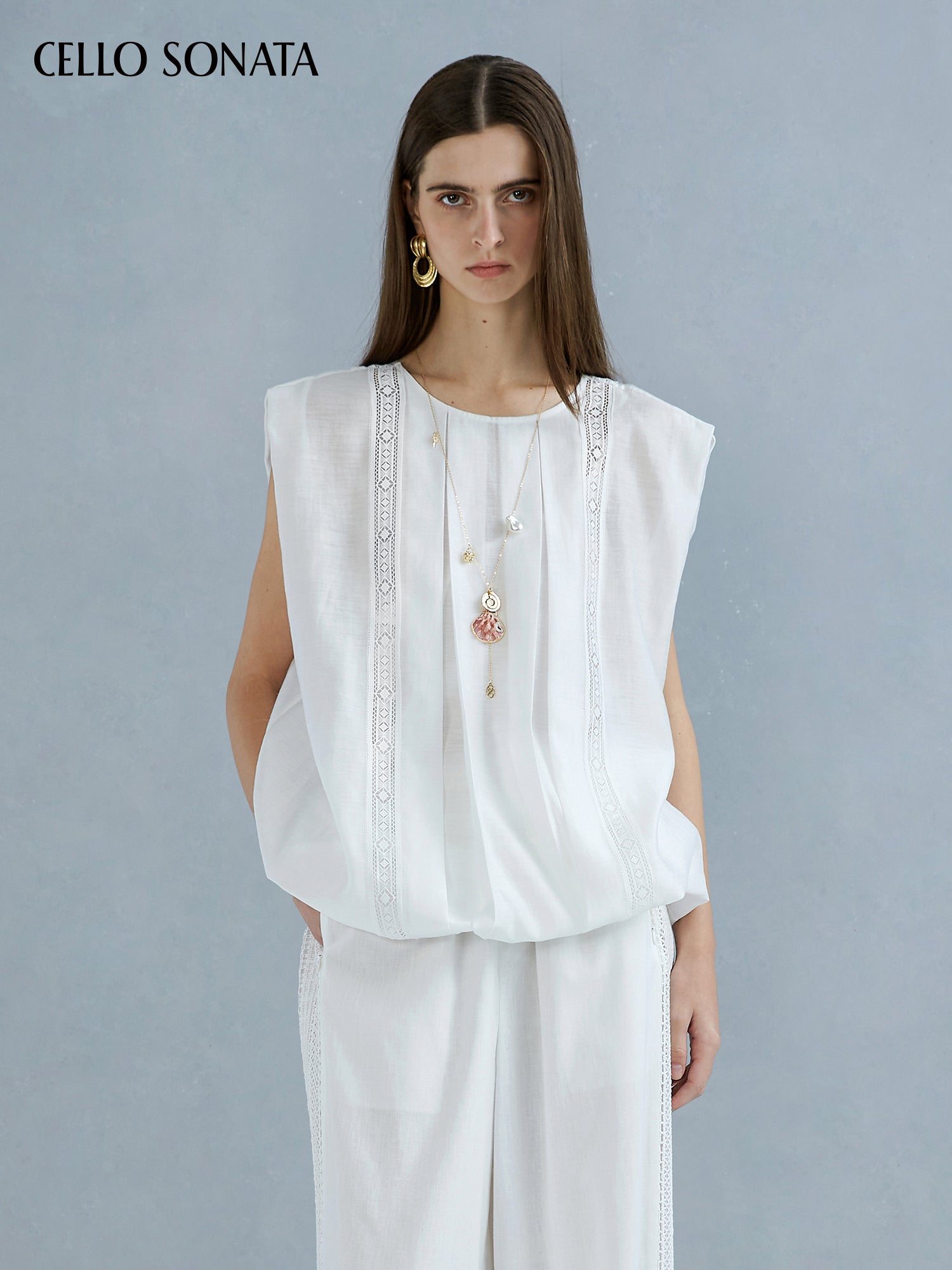 Lace panelled sleeveless top