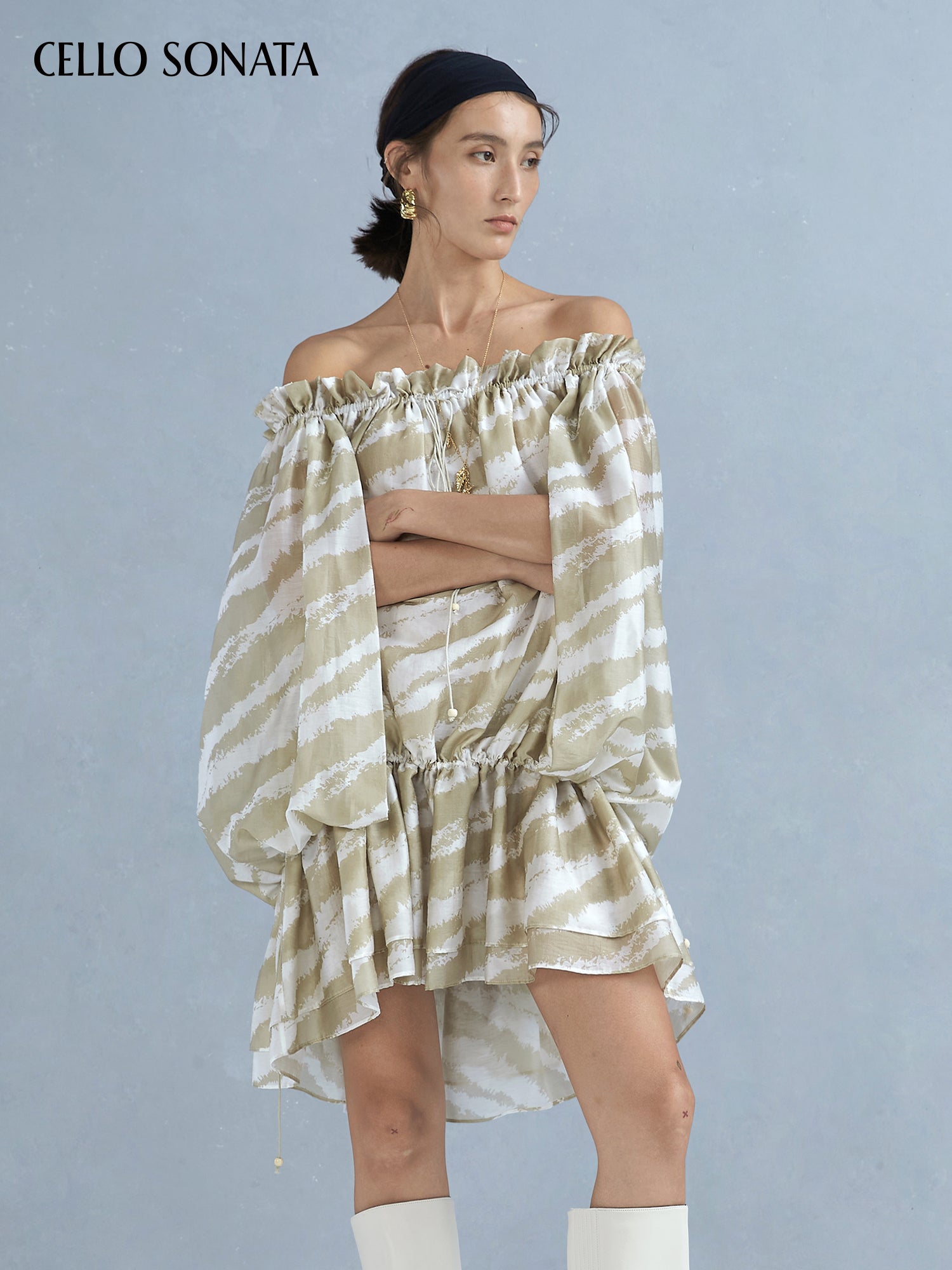 Printed off-shoulder mini dress