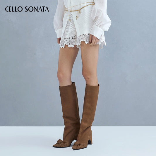Lace panelled short